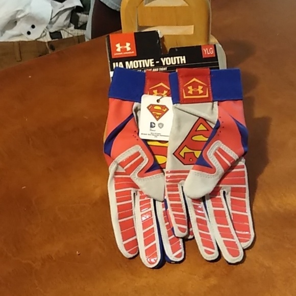 superman batting gloves